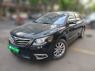 Toyota Camry · 2013 год