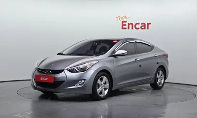 Hyundai Avante · 2013 год