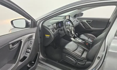 Hyundai Avante 2013, 71696 км, за 2912.06 USD - фото 10