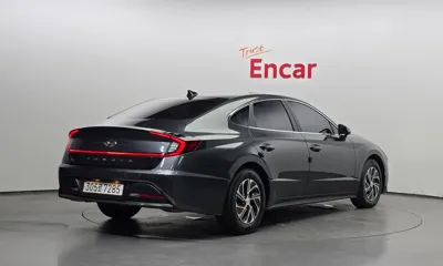 Hyundai Sonata 2022, 94425 км, за 11230.84 USD