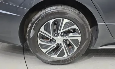 Hyundai Sonata 2022, 94425 км, за 11230.84 USD