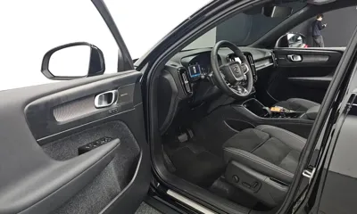 Volvo XC40 2025, 14948 км, за 25928.84 USD - фото 11