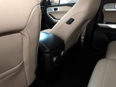 Ford Explorer 2021, 56600 км, за 21990.29 USD - фото 16