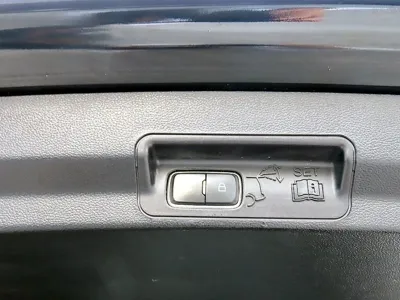 Ford Explorer 2021, 56600 км, за 21990.29 USD - фото 17