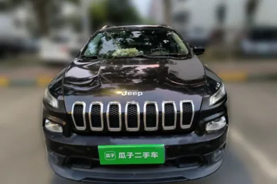 Jeep Cherokee 2014, 167900 км, за 5245 USD
