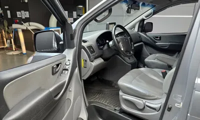 Hyundai Starex 2018, 183198 км, за 5144.23 USD - фото 11