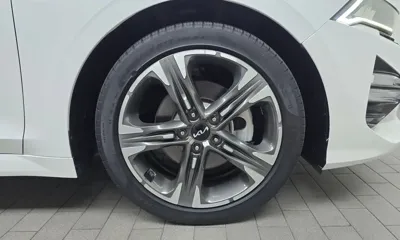 Kia K5 2023, 40263 км, за 15567.52 USD