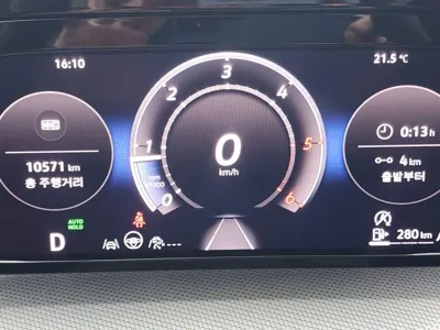 Volkswagen Golf 2025, 10571 км, за 22752.38 USD - фото 6