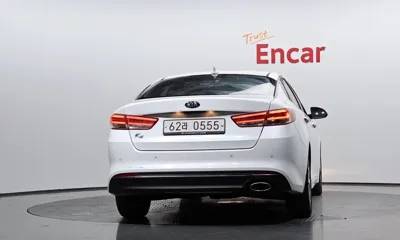 Kia K5 2016, 95502 км, за 4759.39 USD