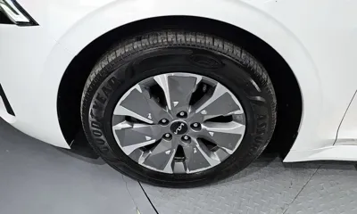 Kia K5 2022, 57179 км, за 13346.55 USD