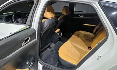 Kia K5 2022, 57179 км, за 13346.55 USD - фото 11