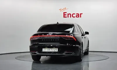 Hyundai Grandeur 2021, 73409 км, за 13921.43 USD