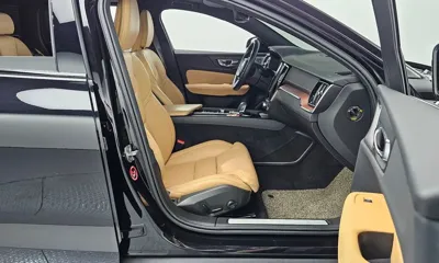 Volvo V60 2021, 13343 км, за 23778.51 USD - фото 26