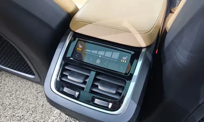 Volvo V60 2021, 13343 км, за 23778.51 USD - фото 32