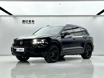 Volkswagen Touareg · 2022 год