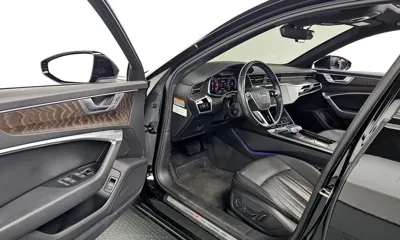 Audi A6 2021, 54530 км, за 21676.29 USD - фото 12
