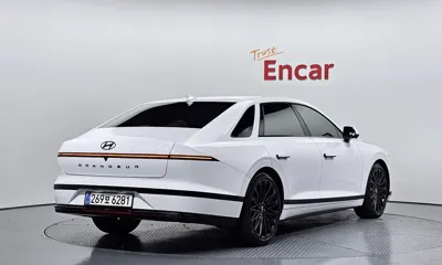 Hyundai Grandeur 2025, 18319 км, за 26308.85 USD