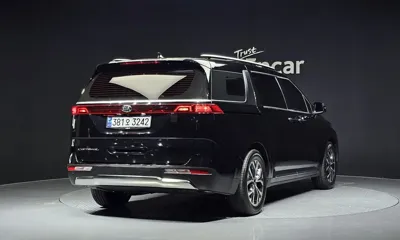 Kia Canival 2021, 89843 км, за 15857.28 USD