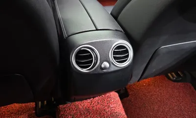 Mercedes-Benz GLC-Class 2017, 99008 км, за 18773.8 USD - фото 32