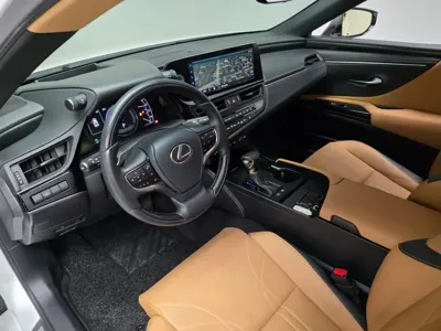 Lexus ES 2023, 51260 км, за 30195.62 USD - фото 10