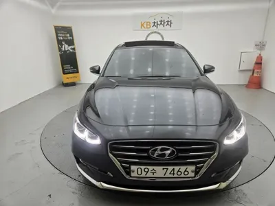 Hyundai Grandeur 2018, 168000 км, за 7100.98 USD