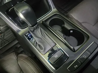 Hyundai Grandeur 2018, 168000 км, за 7090.82 USD - фото 9
