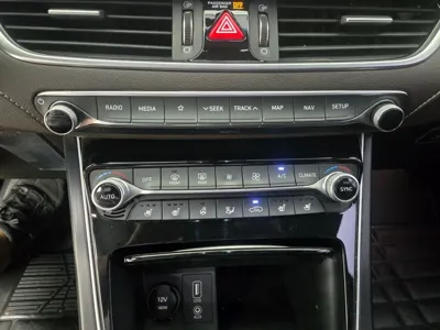 Hyundai Grandeur 2018, 168000 км, за 7090.82 USD - фото 13