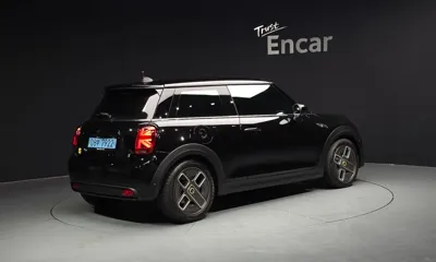 MINI Cooper 2022, 46311 км, за 13121.96 USD