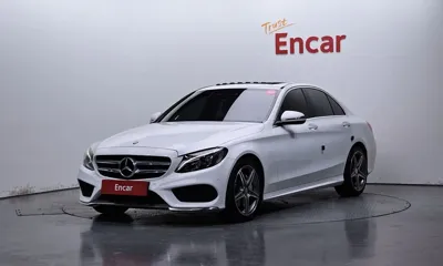 Mercedes-Benz C-Class · 2017 год
