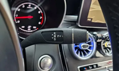 Mercedes-Benz C-Class 2017, 74931 км, за 12414.6 USD - фото 9