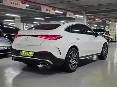 Mercedes-Benz GLC-Class 2025, 9000 км, за 57459.51 USD