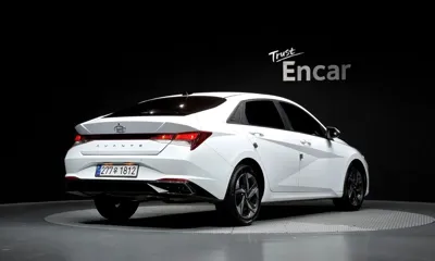 Hyundai Avante 2021, 65729 км, за 10371.54 USD