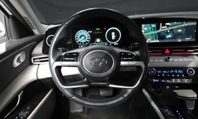 Hyundai Avante 2021, 65729 км, за 10371.54 USD - фото 13