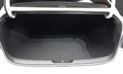 Hyundai Avante 2021, 65729 км, за 10371.54 USD - фото 20