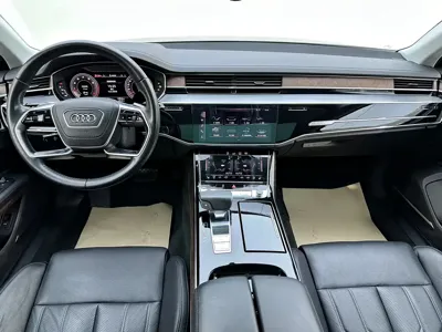 Audi A8 2019, 77000 км, за 51422.54 USD
