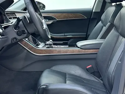 Audi A8 2019, 77000 км, за 51422.54 USD