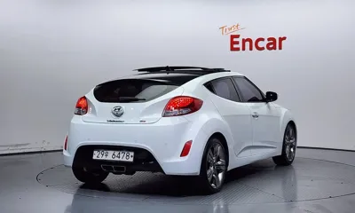 Hyundai Veloster 2015, 88748 км, за 3633.96 USD