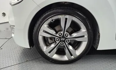 Hyundai Veloster 2015, 88748 км, за 3633.96 USD
