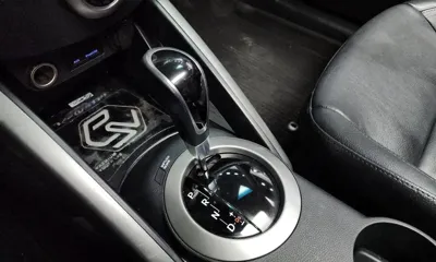 Hyundai Veloster 2015, 88748 км, за 3633.96 USD - фото 9