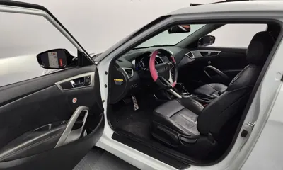 Hyundai Veloster 2015, 88748 км, за 3633.96 USD - фото 10
