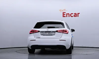 Mercedes-Benz A-Class 2019, 72406 км, за 10726.12 USD - фото 4