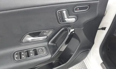 Mercedes-Benz A-Class 2019, 72406 км, за 10726.12 USD - фото 18