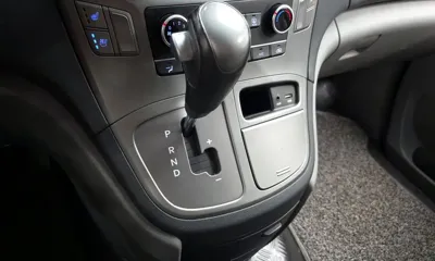 Hyundai Starex 2019, 122979 км, за 8255.86 USD - фото 9