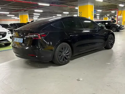 Tesla Model 3 2021, 95766 км, за 20677.43 USD
