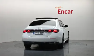 Mercedes-Benz E-Class 2025, 7864 км, за 41945.65 USD