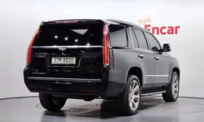 Cadillac Escalade 2018, 110998 км, за 20802.18 USD - фото 2