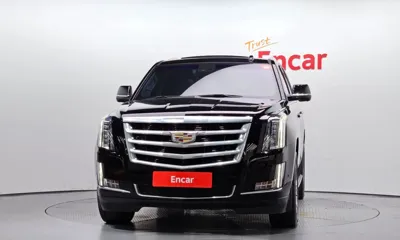 Cadillac Escalade 2018, 110998 км, за 20802.18 USD - фото 3