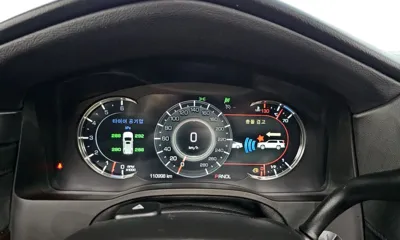 Cadillac Escalade 2018, 110998 км, за 20802.18 USD - фото 8