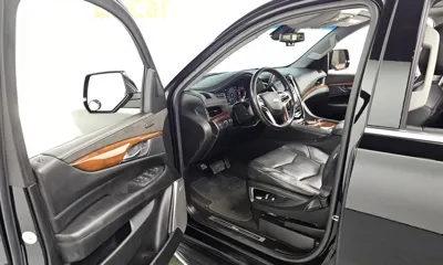 Cadillac Escalade 2018, 110998 км, за 20802.18 USD - фото 10