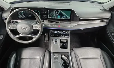 Hyundai Grandeur 2020, 97187 км, за 16421.43 USD - фото 7